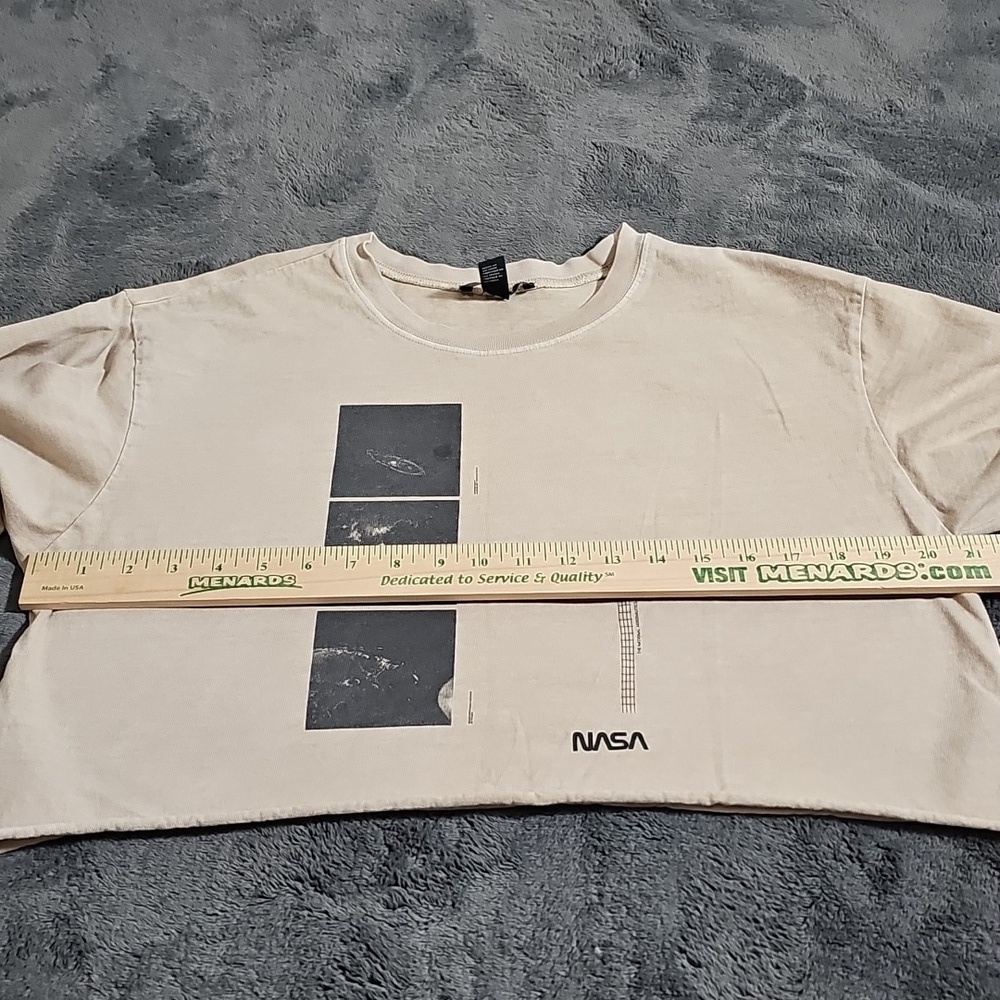 Forever 21 NASA 100% Cotton Cropped Graphic Tee Long Sleeve Tan Size XL - Picture 4 of 6